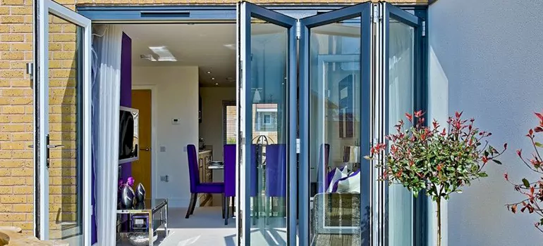 Commercial Door Glass Repair in Cooper City, FL