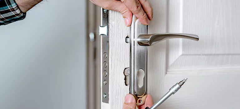 Front Door Knob Repair in Cooper City, FL